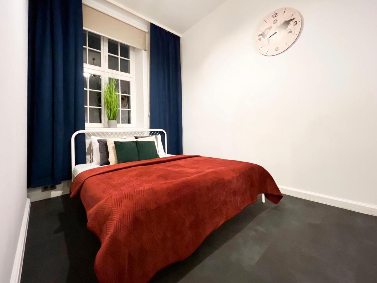Heart Of Wroclaw - Spacious 3Rooms 75M2 As Home Apartamenty R243 Экстерьер фото