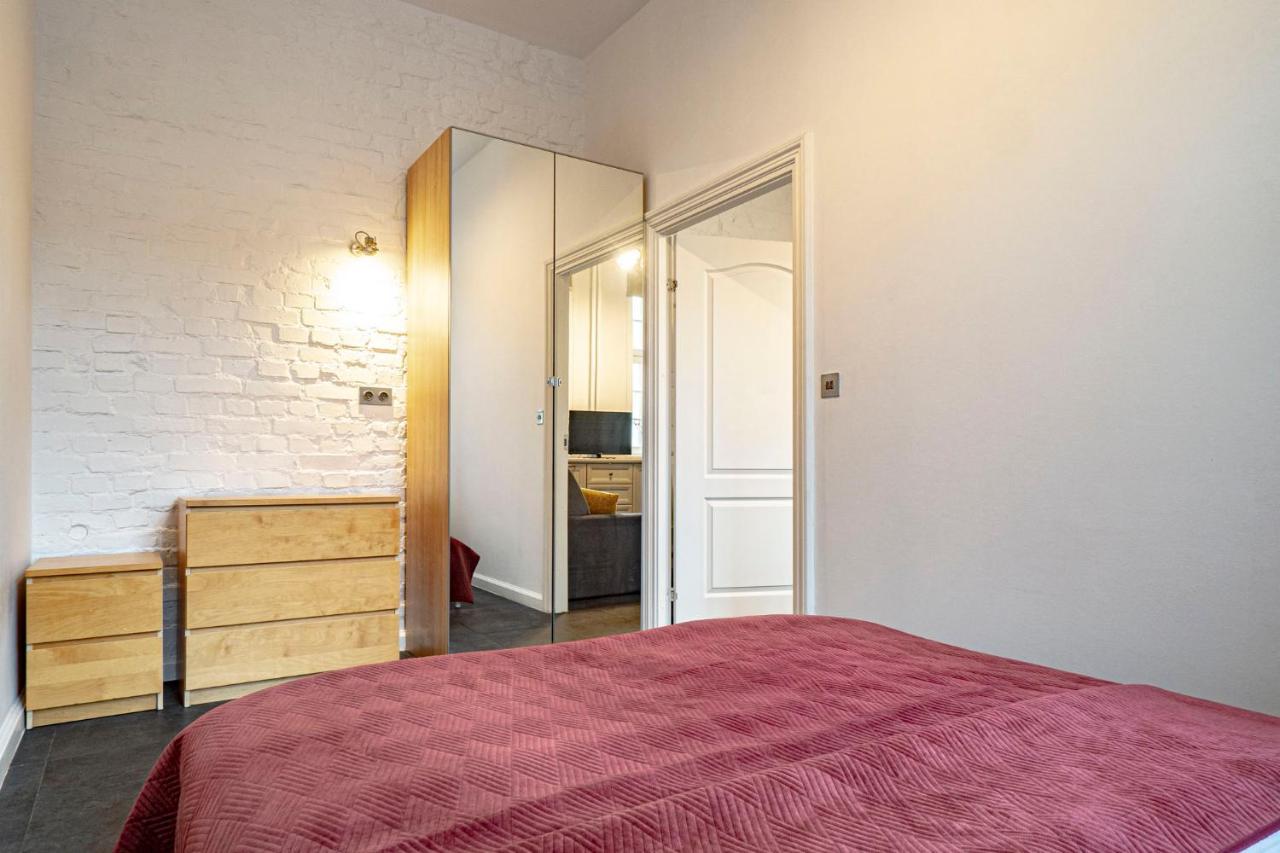 Heart Of Wroclaw - Spacious 3Rooms 75M2 As Home Apartamenty R243 Экстерьер фото